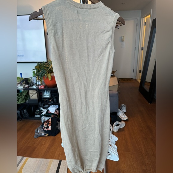 PLT Shape Stone Knit Ladder Detail Bodycon Dress - Picture 4 of 4